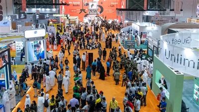 معزوفات شعرية في معرض الشارقة الدولي للكتاب 2024