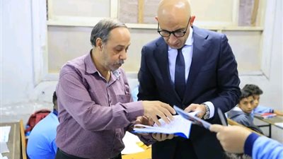 وزير التربية والتعليم يجري زيارة مفاجئة لعدة مدارس بإدارة المطرية لمتابعة انتظام العملية التعليمية