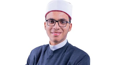 «الأزهري» عمر عبد اللطيف يحصد المركز الثاني في مسابقة «تحدي القراءة العربي»