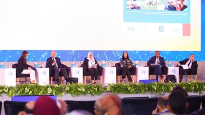 استراتيجيات جديدة لتحقيق العدالة الاجتماعية والنمو الشامل 