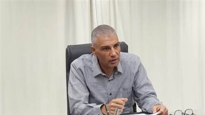 محافظ أسوان يوجه باستمرار تسخير كافة الإمكانيات لمواجهة التحديات بالقطاعات الخدمية