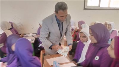 وكيل تعليم كفر الشيخ يتفقد المدارس ويتابع  امتحانات الشهر