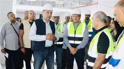 وزير قطاع الأعمال العام يزور شركة الدقهلية للغزل والنسيج 