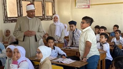 رئيس  المنطقة الأزهرية بكفرالشيخ يتفقد سير الدراسة بمعاهد بلطيم