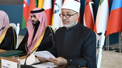 هل يجوز تهنئة الأقباط بعيد الميلاد؟.. المفتي يجيب 