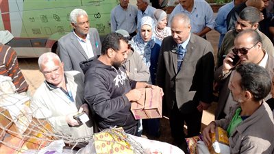 محافظ كفرالشيخ يتابع الأنشطة والخدمات  المقدمة لأهالي مطوبس
