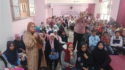 استهلت باللغة الإنجليزية.. انطلاق أولي فعاليات القوافل التعليمية في يومها الأول بنجع حمادي