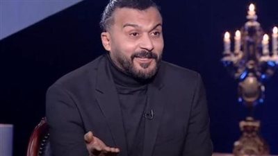 «مش قادر يجري ولا عارف يستلم الكورة».. إبراهيم سعيد يهاجم قائد الزمالك
