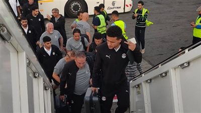 مصرللطيران تنقل المنتخب الوطني الأول لكرة القدم إلي الرأس الأخضر