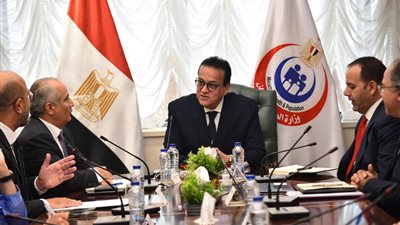 تعاون مصرى إماراتى فى القطاع الصحى 