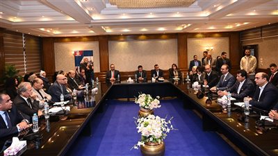 وزير الشباب والرياضة يشهد إطلاق المائدة المستديرة الأولي للبرنامج القومي لمواجهة الشائعات 