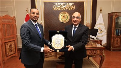 وزير العدل يستقبل نظيره الصومالي ويبحثان التعاون الثنائي 