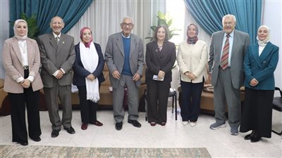 لجنة الترقيات تمنح الدكتورة شفق أحمد والدكتورة هبة رزق درجة أستاذ مساعد بقسم الإذاعة والتليفزيون