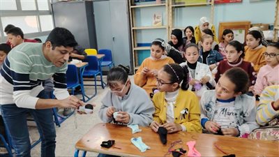 قوافل الثقافة تصل قرية 