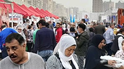 بأسعار مخفضة.. افتتاح سوق اليوم الواحد بمنطقة المرج 