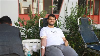 بالصور..الاتحاد المصري لطلاب كلية الصيدلة بجامعة هليوبوليس يقود حملة للتبرع بالدم لتحقيق الاكتفاء الذاتي بحلول 2030