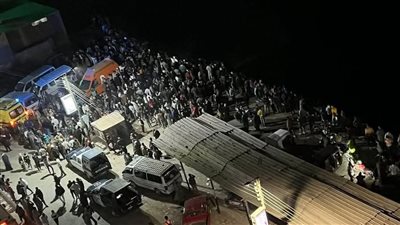 الأم تنقذ أطفالها وتفقد حياتها.. تفاصيل مأساوية لحادث ميكروباص ديروط