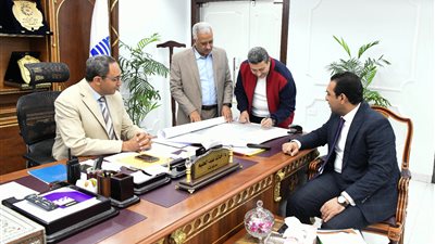 محافظ قنا يعتمد تعديلات المخططات الاستراتيجية بمدينتي نجع حمادي وأبو تشت