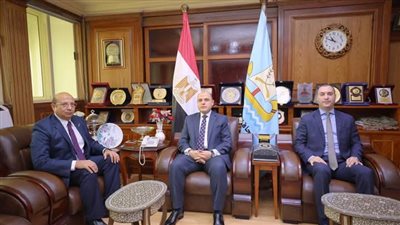 محافظ كفرالشيخ يستقبل رئيس فرع هيئة الرقابة الإدارية بالمحافظة.
