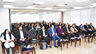 طلاب إعلام النهضة في زيارة لمركز معلومات الوزراء بالعاصمة الإدارية  