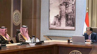 مدبولى: مصر لديها العديد من الفرص الاستثمارية الواعدة في قطاع الصناعة