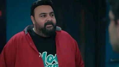 14 غرزة غي قدمه.. القصة الكاملة لإصابة الفنان شيكو وإجرائه لعملية جراحية 