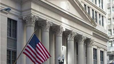 FBI يحقق في تصاعد أعمال العنف ضد شركة تسلا ويصفها بـ