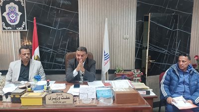 مدير عام تعليمية نجع حمادي يعقد اجتماعا مهما بمديري المدارس.. تعرف التفاصيل ( صور )   