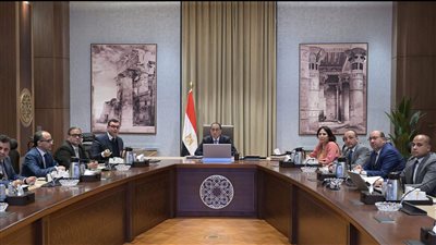 مدبولي يوجه بتنفيذ 50 ألف وحدة إسكان جديدة لمحدودي الدخل والشباب ضمن 