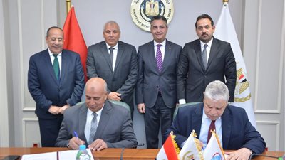 وزير التموين يشهد توقيع بروتوكول تعاون بين القابضة للصناعات الغذائية ومحافظة الوادي