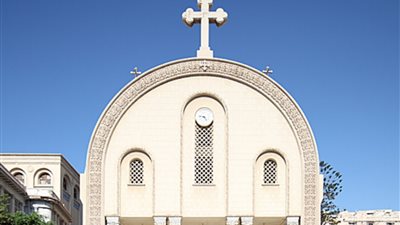 السيطرة علي حريق محدود في مبنى الخدمات الملحق بالكاتدرائية المرقسية بالأسكندرية
