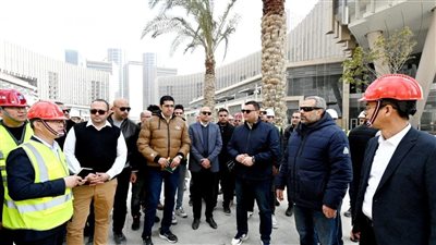 وزير الإسكان يتفقد منطقة الأعمال المركزية بالعاصمة الإدارية الجديدة