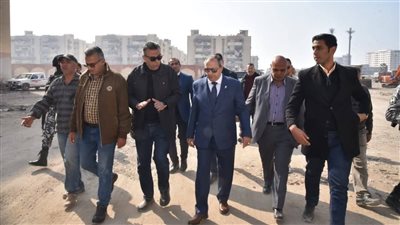 محافظ بورسعيد: حملة مكبرة لإزالة مخلفات البناء لضمان بيئة نظيفة وصحية للمواطنين