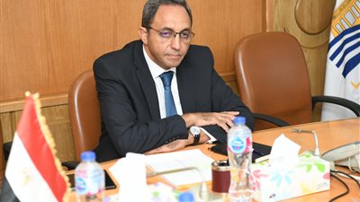تمهيدًا لافتتاحها قريبا.. محافظ قنا يتفقد مشروعات خدمية جديدة بمركزي قنا والوقف