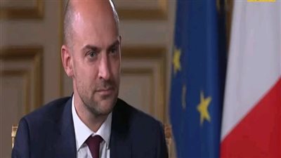وزير الخارجية الفرنسي: لا يقين بشأن مصير رهينتينا المحتجزتين في غزة
