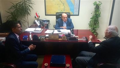 اللواء سمير فرج يستقبل الدكتور محمد أبو العلا وشريف الأسواني لبحث القضايا الوطنية