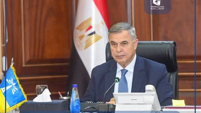 محافظ الإسكندرية: 117274 طالب متقدمون لامتحان الشهادة الإعدادية أمام  305 لجنة امتحانية
