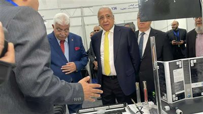 افتتاح النسخة الثانية من معرض تعميق التصنيع المحلي وإقبال كبير من العارضين والزوار