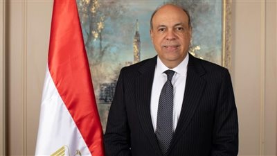 الحفني الي لندن في زيارة رسمية  لتعزيز  التعاون الاستثماري في الطيران المدنى 