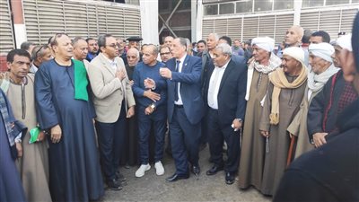 محافظ قنا: الدولة حريصة على زراعة قصب السكر باعتباره محصولا استراتيجيا 