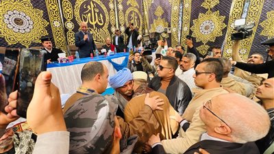 سكرتير عام قنا يشهد مراسم صلح ثأري بين عائلتين بدشنا