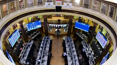 البورصة المصرية ولعت في منتصف الجلسة.. صعود قوي ورأس المال يتخطى2.2تريليون جنيه