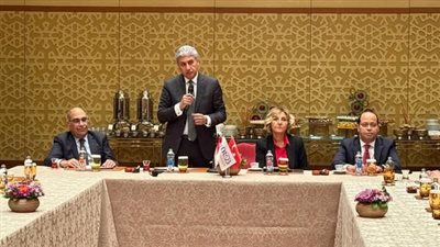 وزير السياحة والأثار يؤكد أهمية تطوير العلاقات السياحية بين مصر وتركيا
