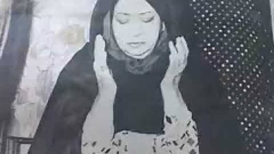 بالفيديو| مشهد نادر لأم كلثوم تتلو القرآن في فيلم سلامة 