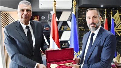 الأمير الأغاخان يشكر السيسي ويشيد بدعم الحكومة اللامحدود