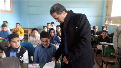 وكيل تعليم كفر الشيخ يتفقد المدارس للتأكد من انتظام الدراسة 