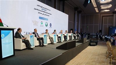 بدء أعمال مؤتمر الاستثمار والطاقة المتجددة والتمويل بتنظيم من مجلس الأعمال العراقي بالأردن
