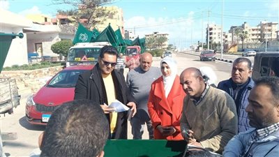 تكليف شركة نظافة جديدة بمدينة جمصه وتقسيم ١٥ مايو وزايد من قبل محافظ الدقهلية