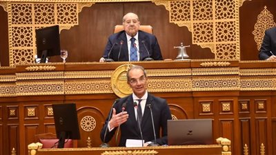 وزير الاتصالات: تقرير النائب علاء مصطفى عن ريادة الأعمال 