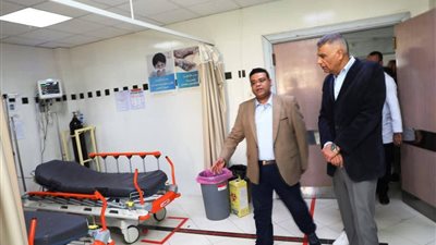 محافظ أسوان يطمئن على جاهزية وتوافر الخدمات الطبية والعلاجية بمستشفى أبو سمبل الدولى 
